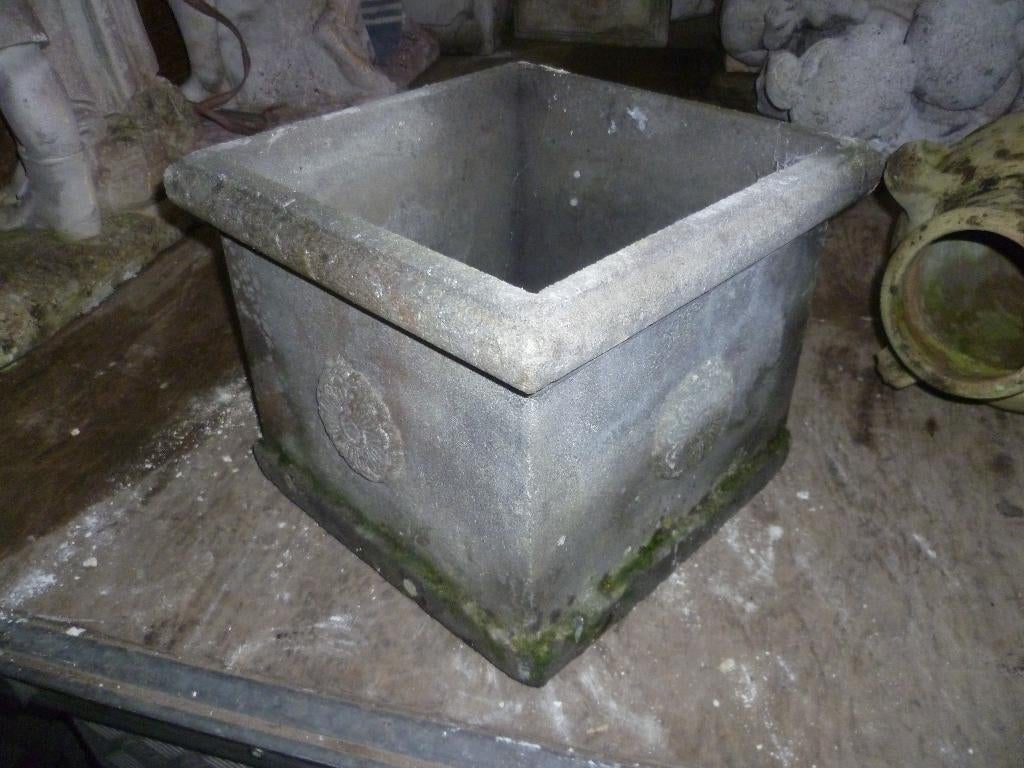 STENEN BLOEMBAK, Ophalen of Verzenden