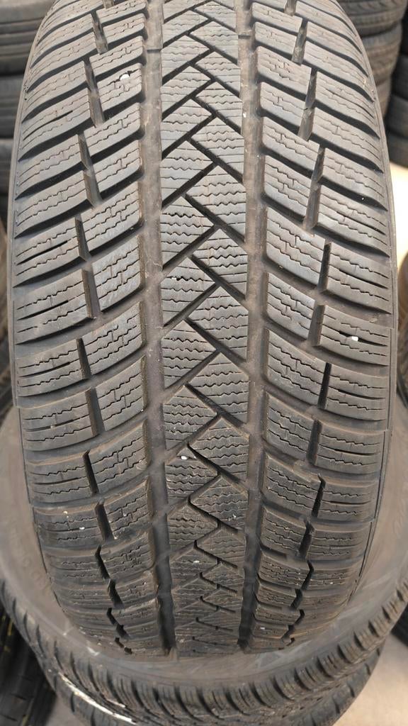 215/50r17 Vredestein 50€ per stuk met montage, Ophalen of Verzenden