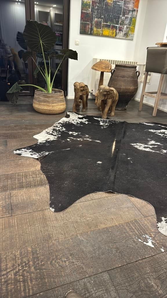 Jolie peau de vache, Maison & Meubles, 150 à 200 cm, Enlèvement ou Envoi, Autres couleurs, 150 à 200 cm