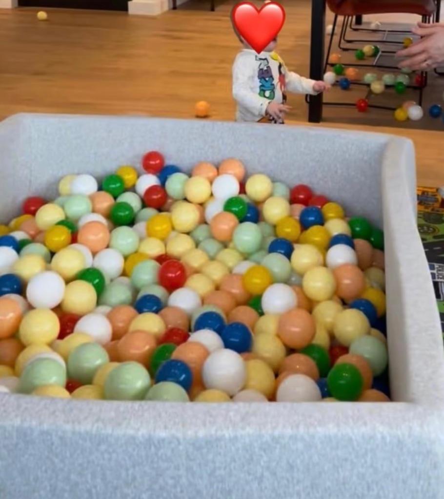 Grote vierkante fluwelen ballenbak, Ophalen, Gebruikt, Overige typen