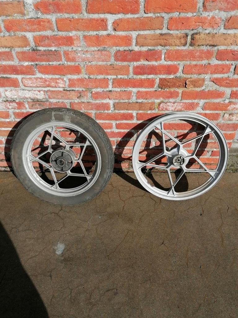 jantes suzuki zr50 slk, Motos, Enlèvement ou Envoi