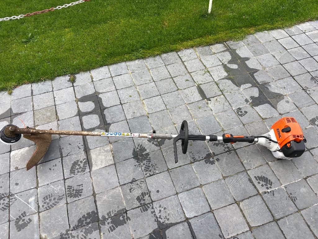 Stihl bosmaaier KM 130R Kombimotor, Enlèvement, Utilisé, Essence, Stihl