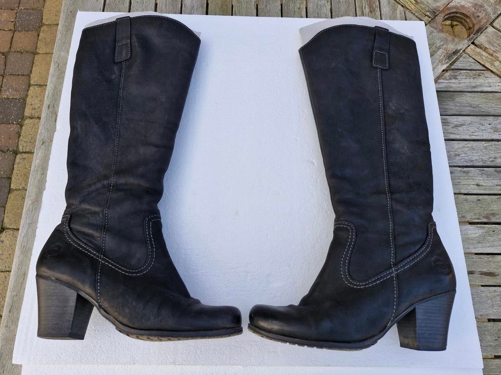 Heel mooi afgewerkte zwarte lederen hoge dameslaarzen, Kleding | Dames, Schoenen, Zo goed als nieuw, Hoge laarzen, Zwart, Ophalen of Verzenden