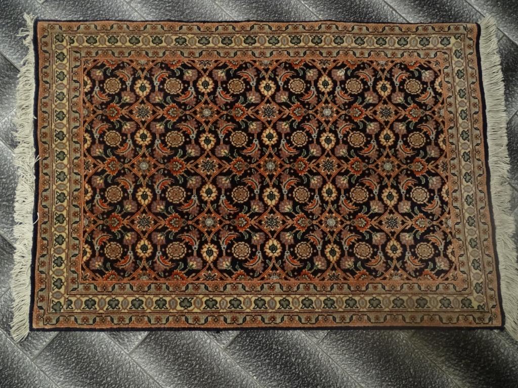 handgeknoopt tapijt India, Lavar, Ophalen