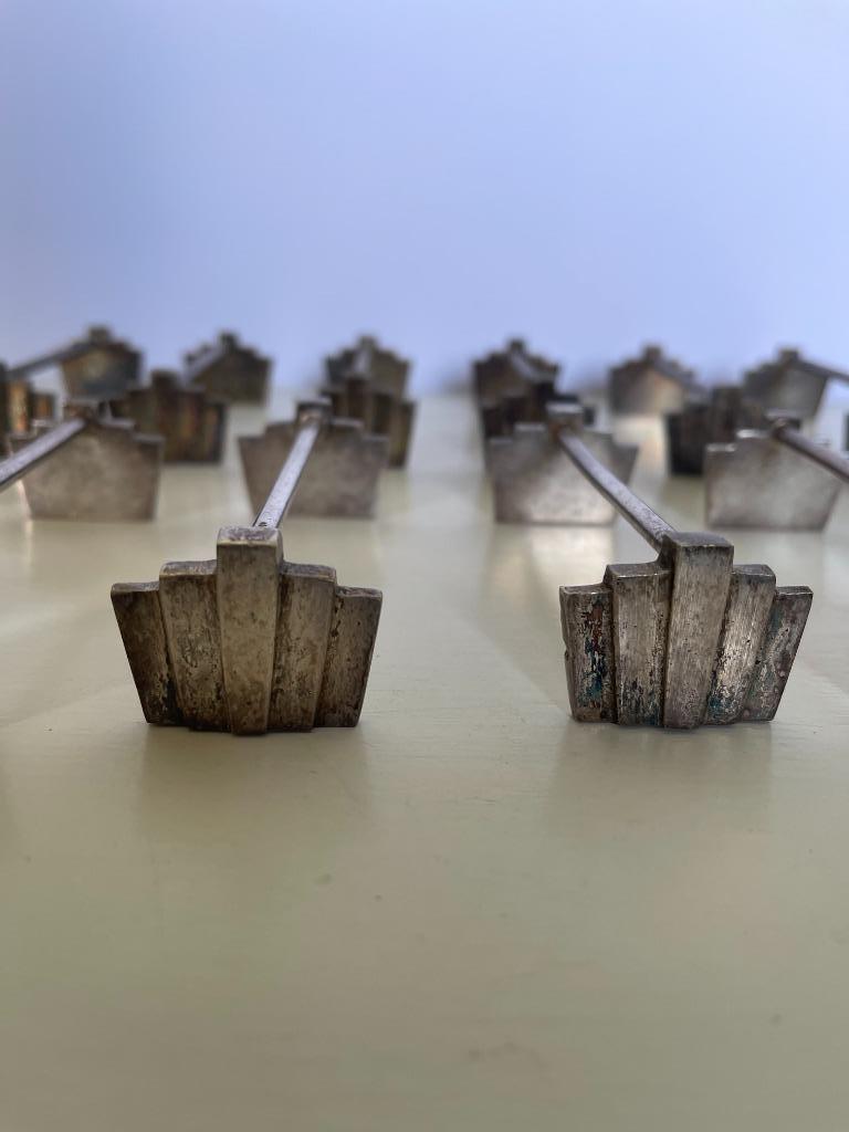 Porte-couteaux Art Déco en métal argenté, Antiquités & Art, Enlèvement ou Envoi