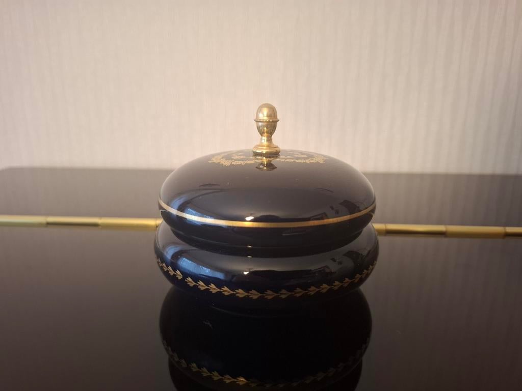 Bocal en porcelaine Limoges cobalt 24 carats, Enlèvement ou Envoi