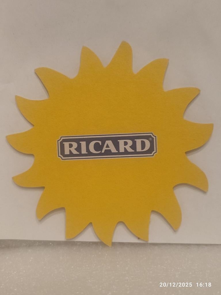 Ancien sous-bock RICARD ., Enlèvement ou Envoi, Comme neuf, Panneau publicitaire