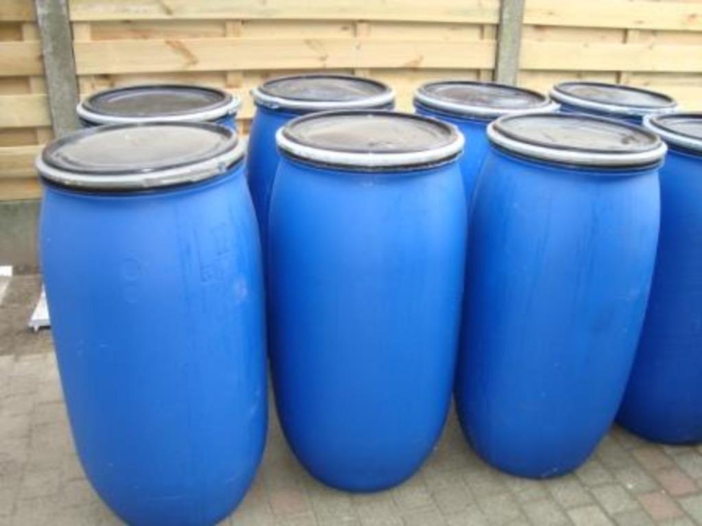 Blauwe vaten,tonnen van 160 L met deksel en klemring, Tuin en Terras, Regentonnen, 150 liter of meer, Ophalen, Zo goed als nieuw