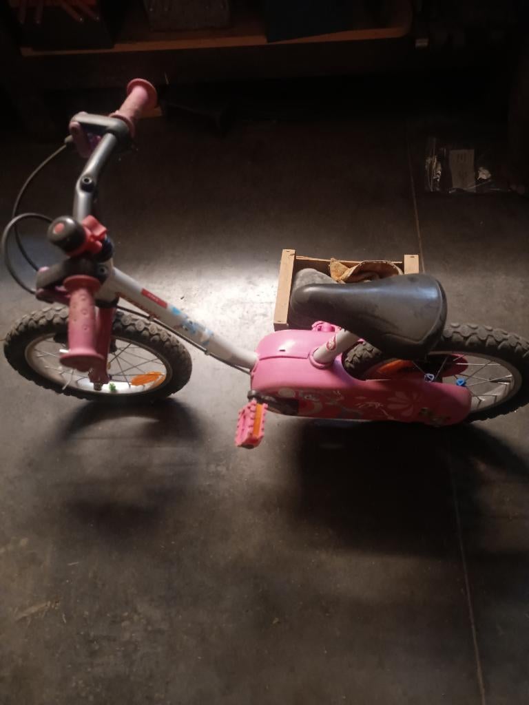 Kinderfietsje "BTwin", Fietsen en Brommers, Fietsen | Kinderfietsjes, Ophalen, Zo goed als nieuw, Minder dan 16 inch, B-Twin