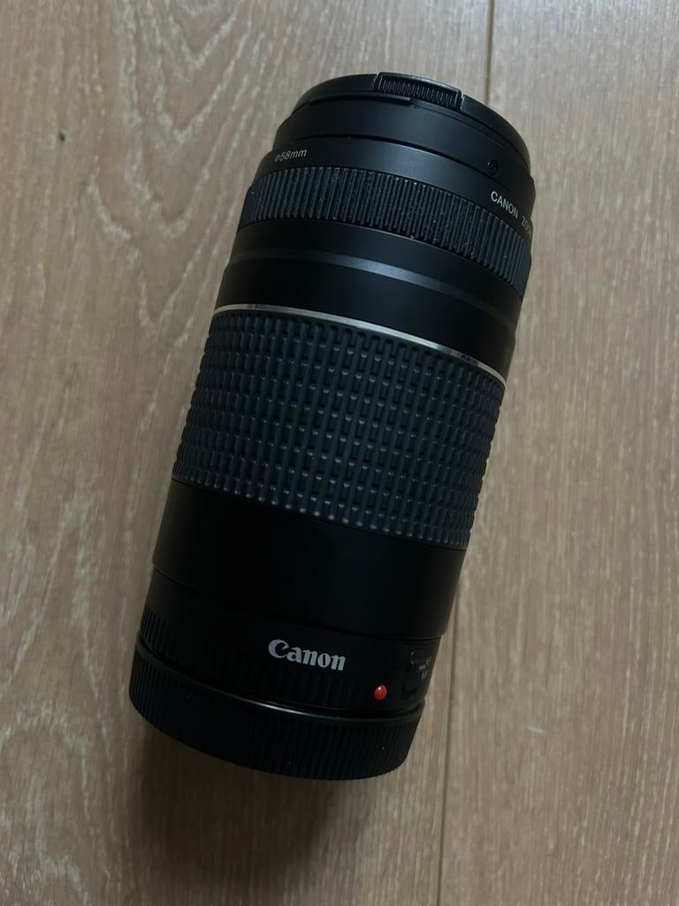 Objectif canon zoom lens ef 75-300 1:4 - 5.6 AF, Enlèvement ou Envoi, Comme neuf, Canon