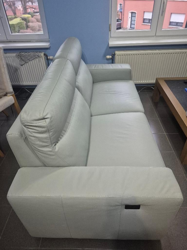 Canapé deux places en cuir électrique TK Poltrone, Banc droit, Comme neuf, Enlèvement, Italiaans