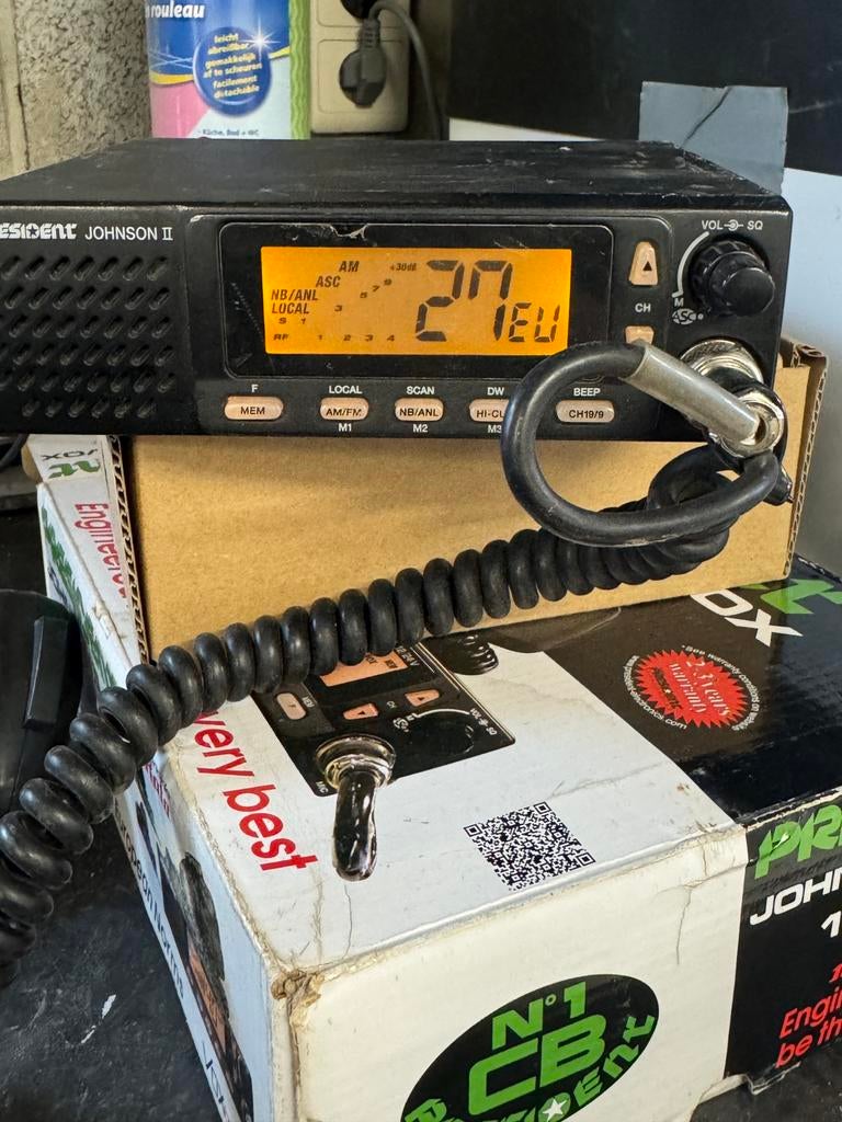 Cb president Johnson 2, Telecommunicatie, Ophalen of Verzenden, Zo goed als nieuw