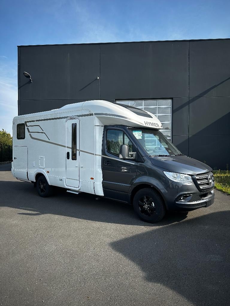 Hymer B MC T 600 Nieuw, Caravanes & Camping, Camping-cars, Jusqu'à 4, Diesel, Automatique, Siège en L