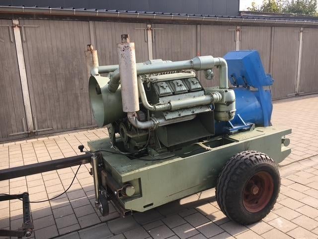 Deutz Stroomgenerator - 6-cilinder luchtgekoelde motor 90Pk, Overige merken, Diesel, Particulier, Overige carrosserie