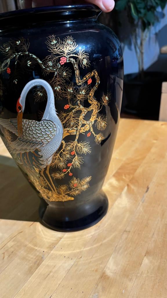 Japanse stijl vaas kraanvogels cobalt blauw, Huis en Inrichting, Ophalen of Verzenden, Zo goed als nieuw, Zwart, Minder dan 50 cm