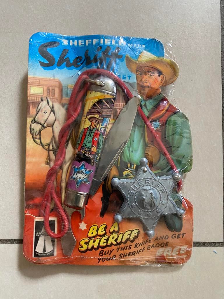Canif , décapsuleur et étoile de shérif année 60., Collections, Neuf