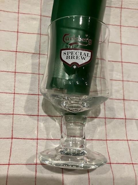 6 NOUVEAUX VERRES DE BIÈRE SPÉCIALE CARLSBERG, Enlèvement ou Envoi, Comme neuf, Verres et Verres à shot