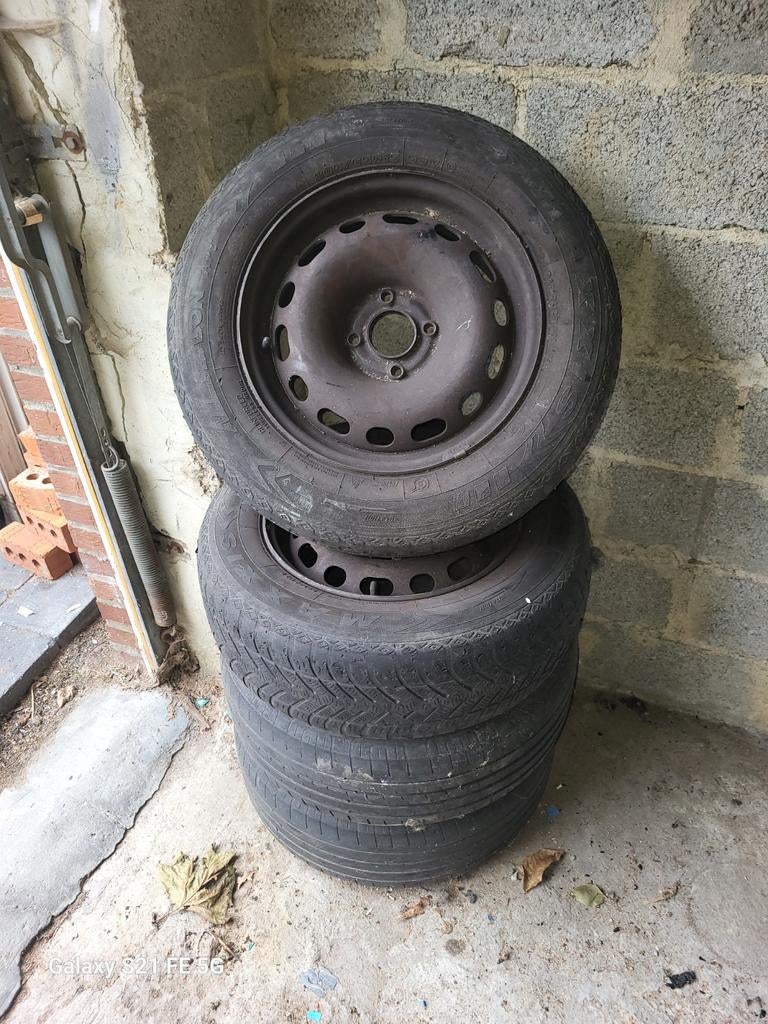 Jantes en acier avec pneus : Steek 4x108, Enlèvement, Véhicule utilitaire, Pneu(s)