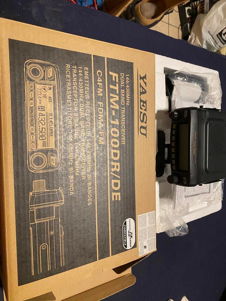 Yeasu FTM-100DE, Enlèvement, Comme neuf, Émetteur et Récepteur