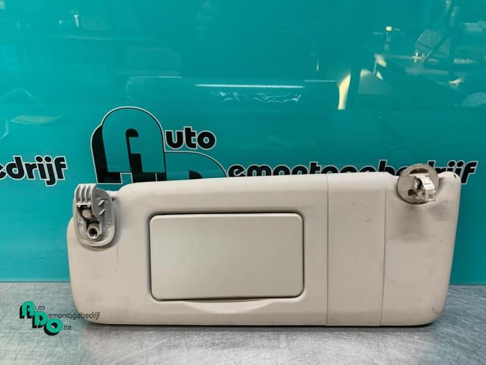 Pare-soleil d'un Renault Twingo (Twingo 07-), Autos : Pièces & Accessoires, Renault, -, 3 mois de garantie, Utilisé