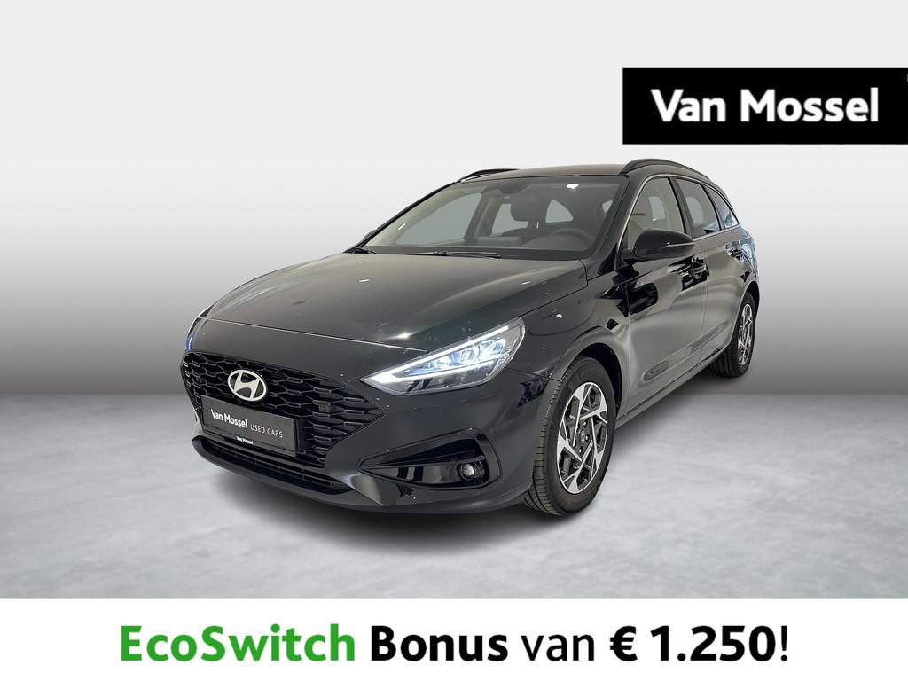 Hyundai i30 1.5 T-GDi 103kW Techno, Auto's, Hyundai, Voorwielaandrijving, Stof, Regensensor, Zwart