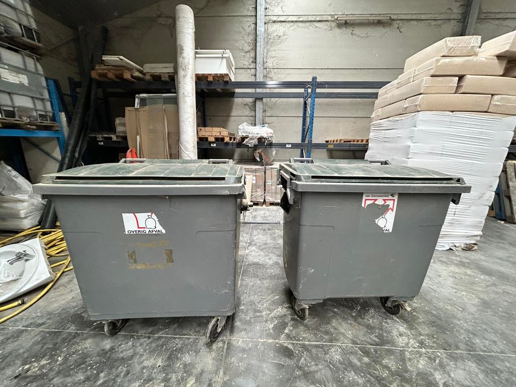 2 conteneurs à déchets, Bricolage & Construction, Enlèvement