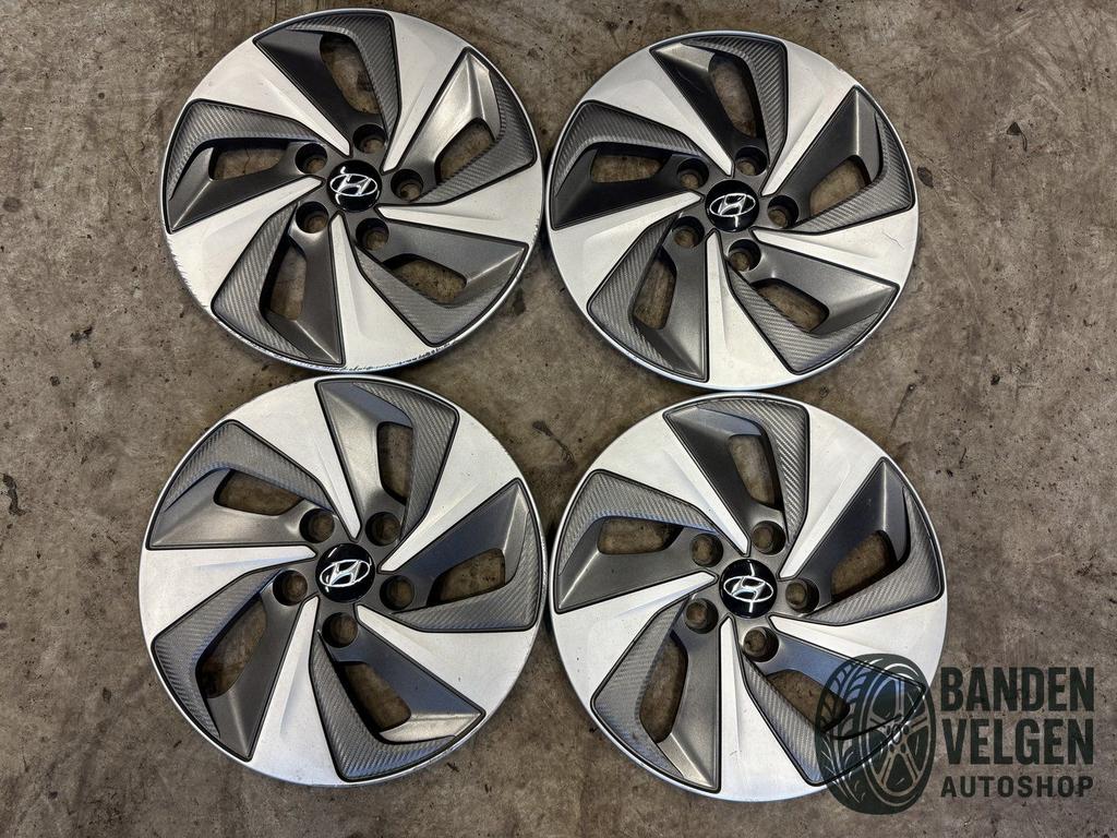 Hyundai Wieldoppen set 15 Inch 52960-F2000, Gebruikt, -, -, Ophalen of Verzenden