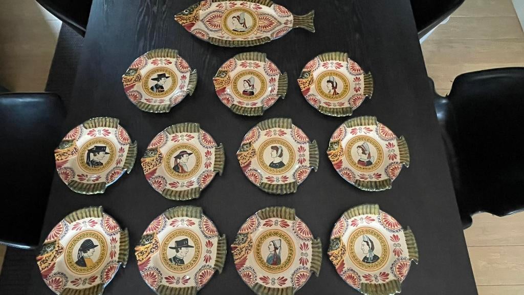 Prachtige 12-delige set Henriot Quimper – Visvormig servies, Antiek en Kunst, Ophalen