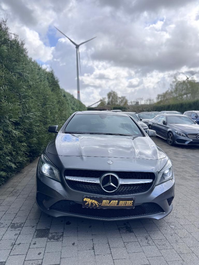 Mercedes-Benz CLA180 SB, Auto's, Mercedes-Benz, Voorwielaandrijving, CLA, 4 cilinders, Leder en Stof