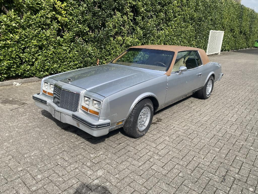 Buick Riviera V8, Autos, Argent ou Gris, Achat, 2 portes, 5 places