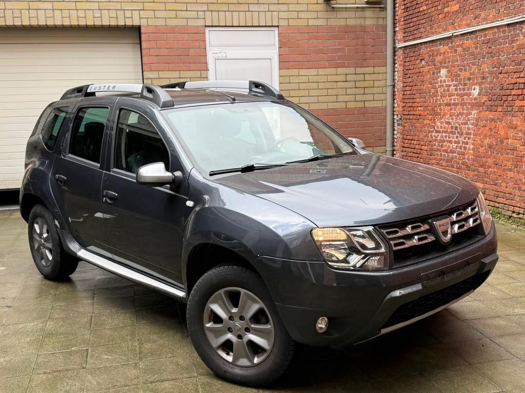 Dacia Duster 1.2i Essence Euro 5b 12/2014 2X4 Cuir Clim Gps, Autos, Dacia, Achat, Entreprise, Duster, Noir