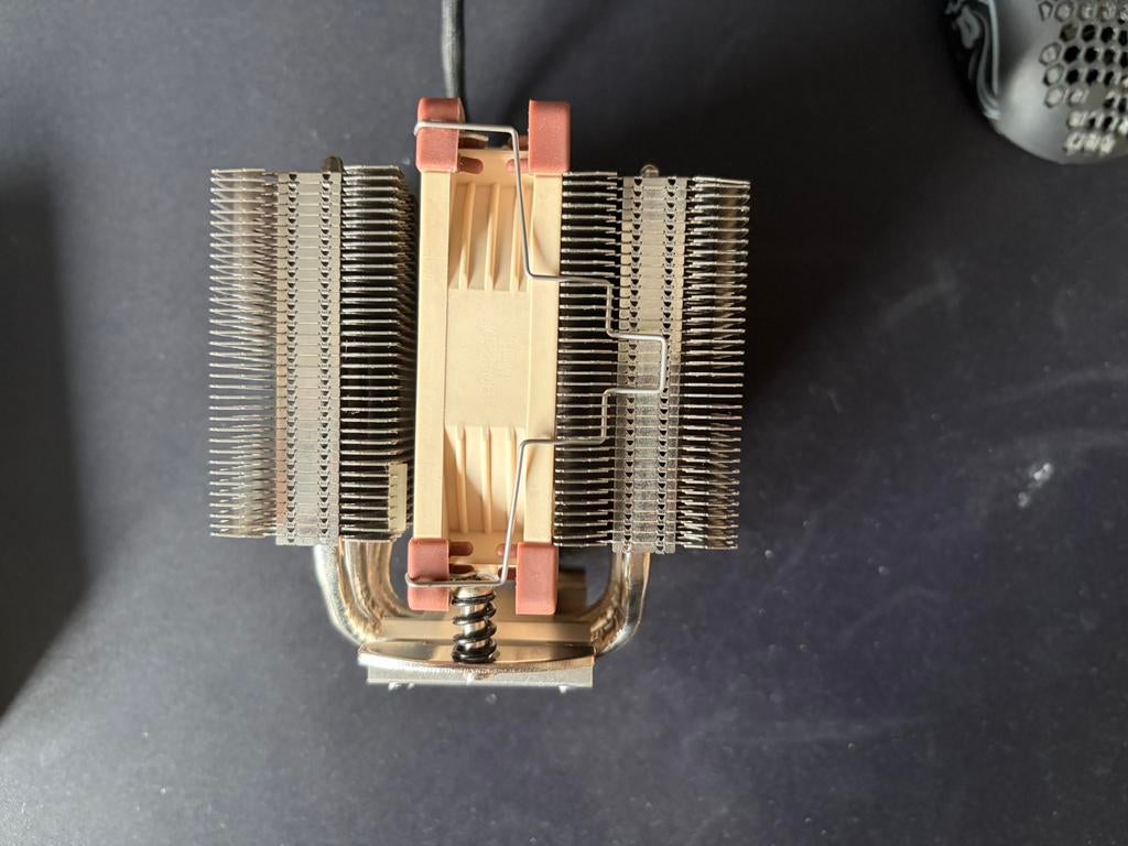 Noctua NH-D9L, Informatique & Logiciels, Refroidisseurs d'ordinateur, Enlèvement, Utilisé, Refroidisseur ordinateur à air