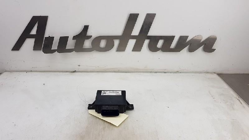 DIVERSEN Volkswagen Passat Variant (365) (|3AA919041|), Gebruikt, Volkswagen