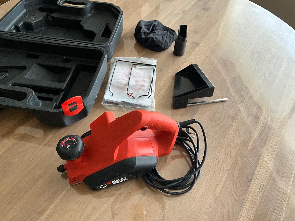 Schaafmachine black&decker 25€, Doe-het-zelf en Bouw, Schaafmachines, Ophalen, Zo goed als nieuw, Elektrisch
