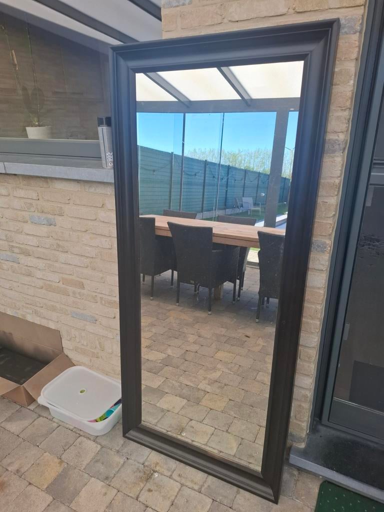 Spiegel met mooi houten kader, Ophalen