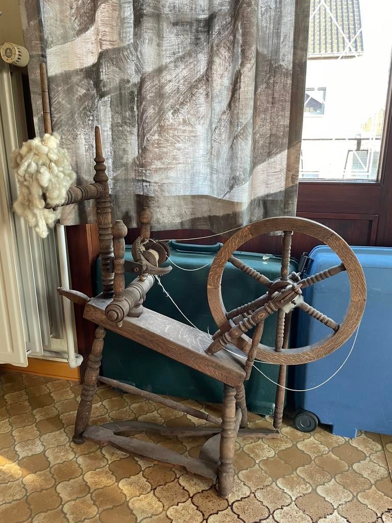 Antiek spinnewiel, Hobby & Loisirs créatifs, Rouets & Filature, Enlèvement, Rouet