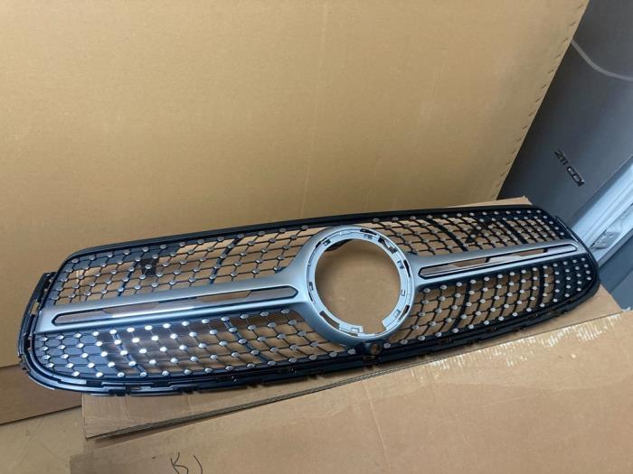 Calandre d'un Mercedes GLC-Klasse, Autos : Pièces & Accessoires, Carrosserie & Tôlerie, 3 mois de garantie, Utilisé, -, -