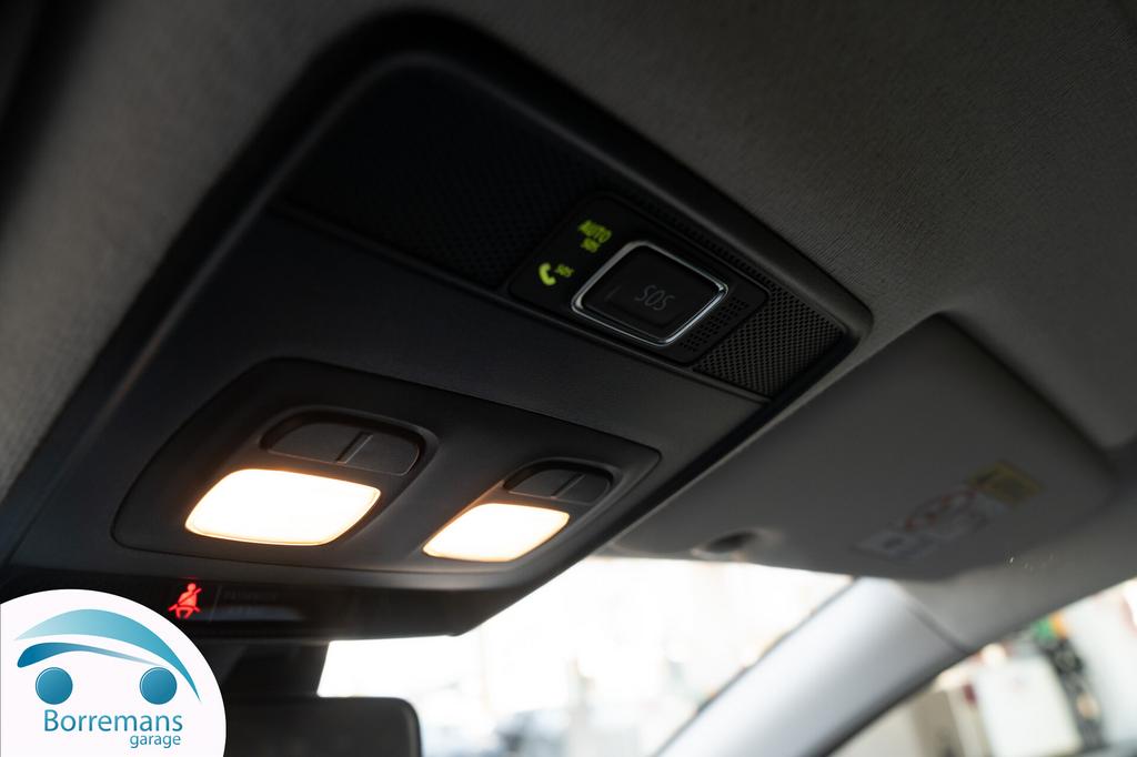 Renault Clio EVOLUTION Carplay/Navi/Parkeersensoren/...., Auto's, Renault, 0 kg, 0 kg, Wit, Bedrijf