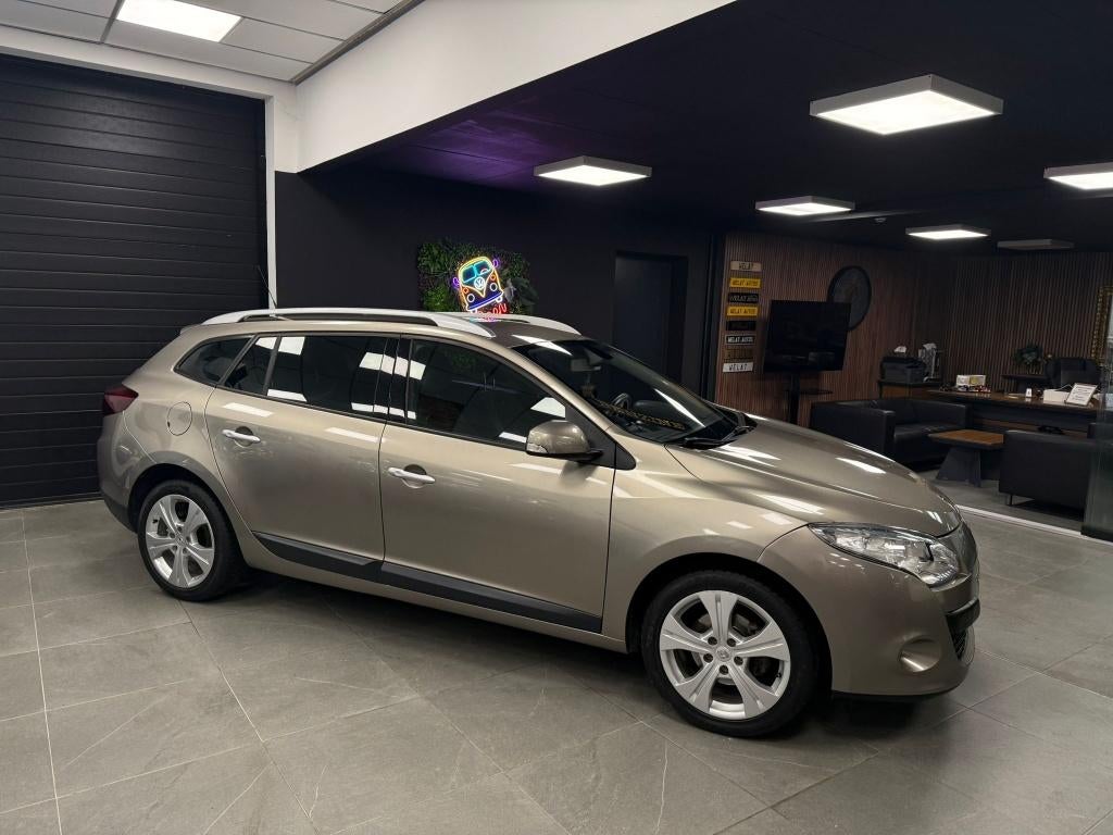 RENAULT MEGAN 2011 -130 PK-BENZINE 99.000 KM TOP STAAT, Autos, Bluetooth, Achat, Entreprise, Noir