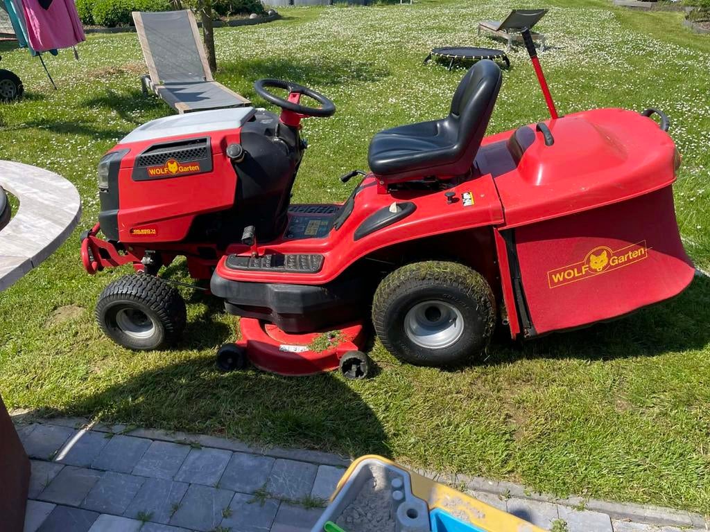 Tracteur tondeuse wolf garten moteur kawasaki bi cylindres