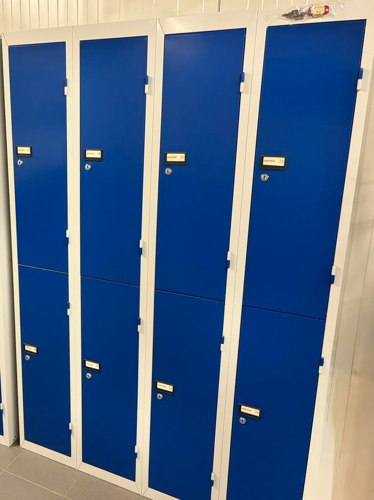 LOCKERKASTEN - VESTIAIREKASTEN, Ophalen