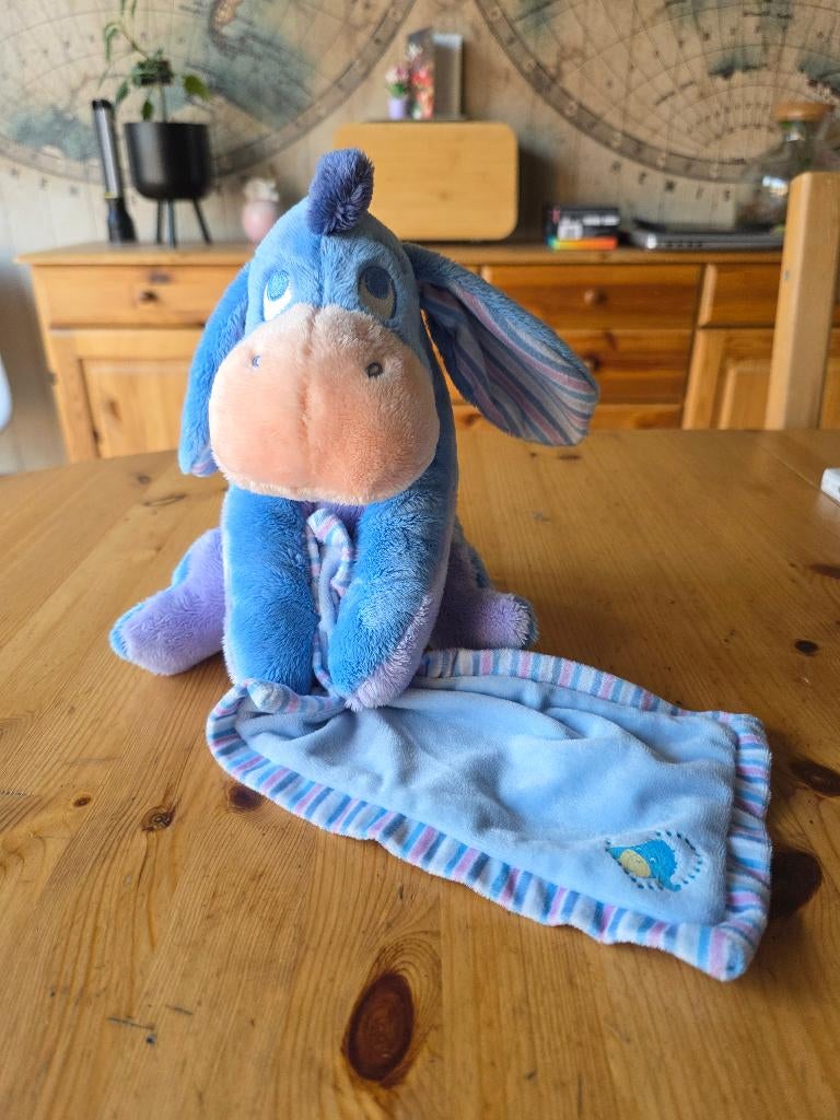 Peluche Bourriquet avec son doudou, Enfants & Bébés, Jouets | Peluches, Comme neuf, Autres types, Enlèvement