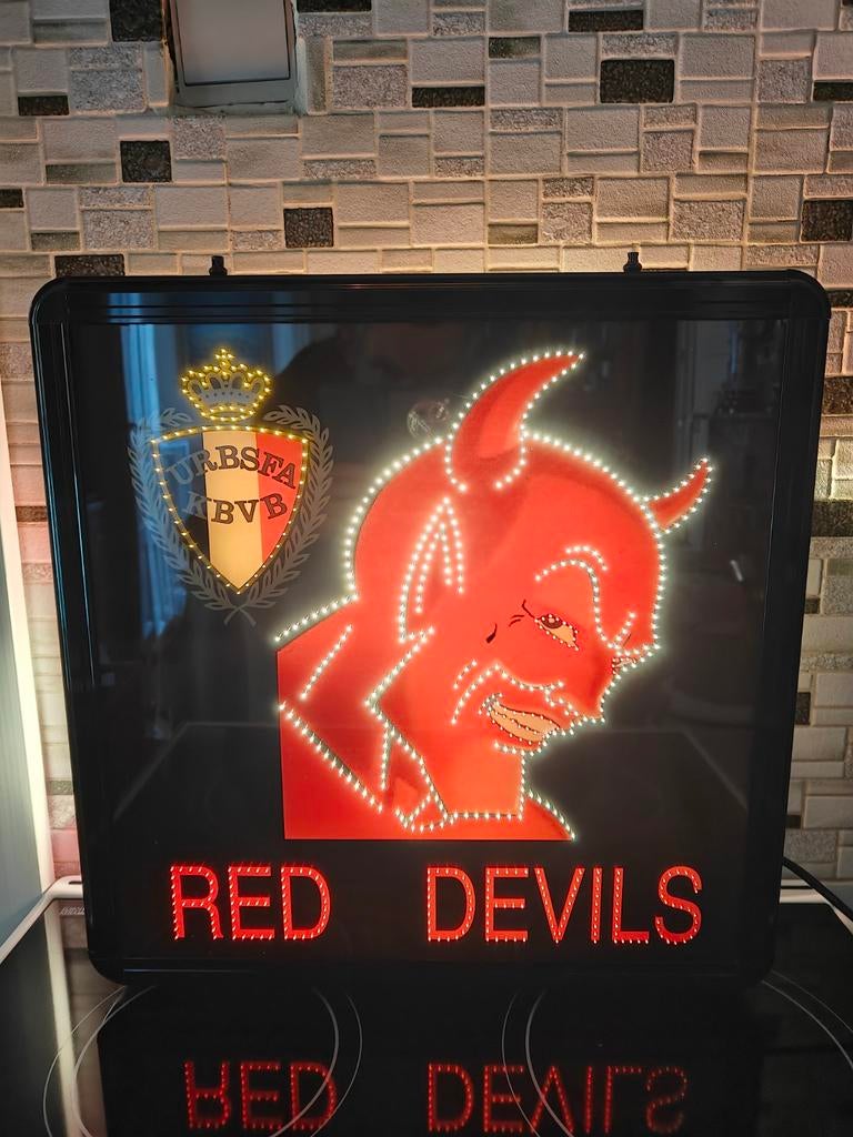 Verlichting rode duivels, Verzamelen, Sportartikelen en Voetbal, Ophalen, Zo goed als nieuw, Overige typen