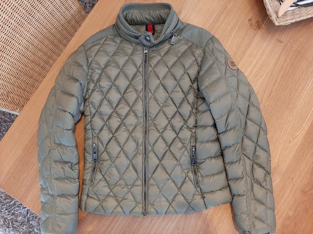 Veste d'été 10 ans River Woods comme neuve, taille 140, Enfants & Bébés, Vêtements enfant | Taille 140, Comme neuf, Garçon, Manteau