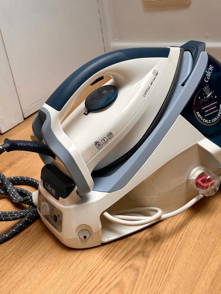 Fer à vapeur Calor en très bon état, Electroménager, Enlèvement, Comme neuf, Fer à repasser avec cordon