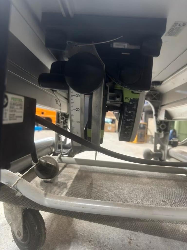 Festool invalzaag met tafel en geleider + stofzuiger, Ophalen, Invalzaag