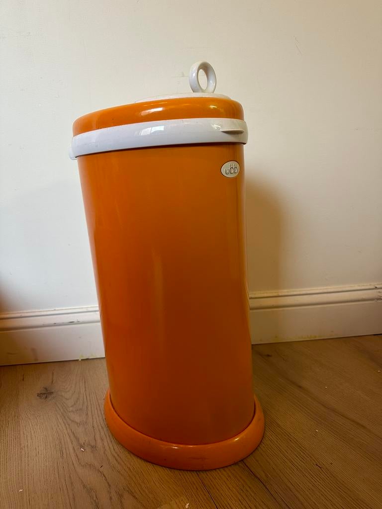 Luieremmer in een retro uitzicht, Ophalen, Zo goed als nieuw, Luieremmer