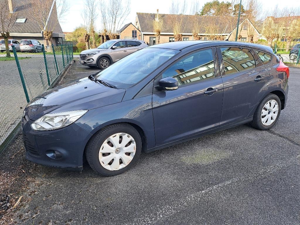 Ford Focus, Auto's, Ford, Particulier, Focus, Diesel, 5 deurs, Handgeschakeld, Zilver of Grijs, Grijs, Stof