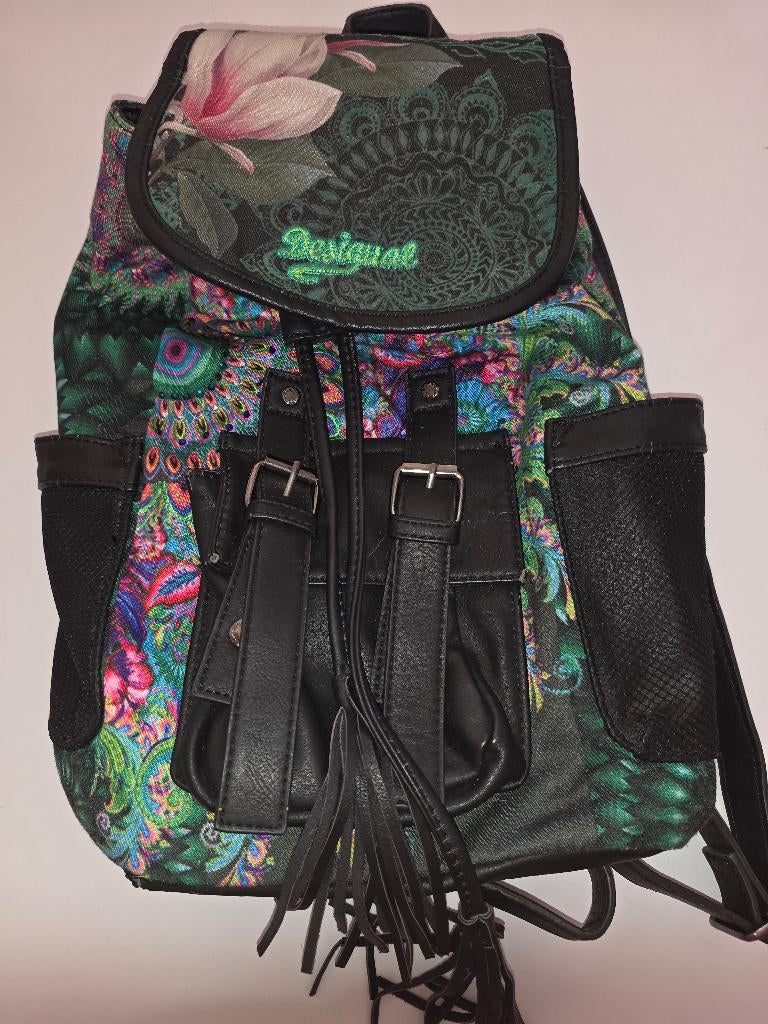 Sac a dos Desigual, Enlèvement, Comme neuf, Autres marques, 30 à 45 cm