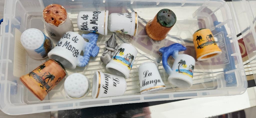 des a coudre, Verzamelen, Vingerhoedjes, Ophalen